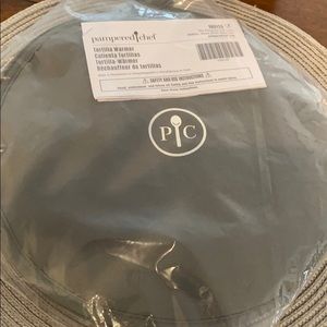 Pampered Chef Tortilla warmer